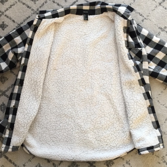 FOREVER 21 fleece lined flannel - Picture 4 of 7